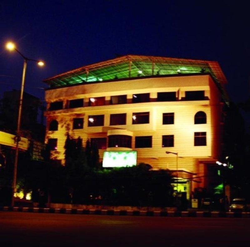 Hotel The Court 3*
