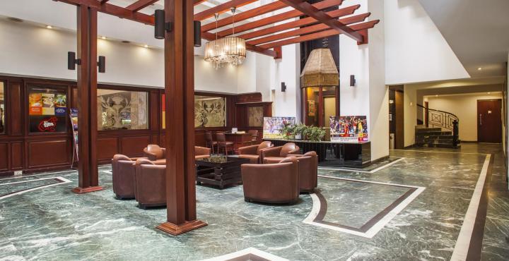 Hotel The Court 3*